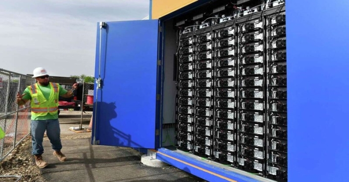 Within three years, a surge of large-scale battery projects is expected to come online on Texas and California power grids.