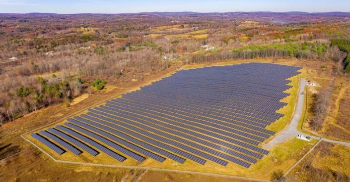 The researchers said that at least 6GW of community solar is expected to come online in existing markets between 2023-27.