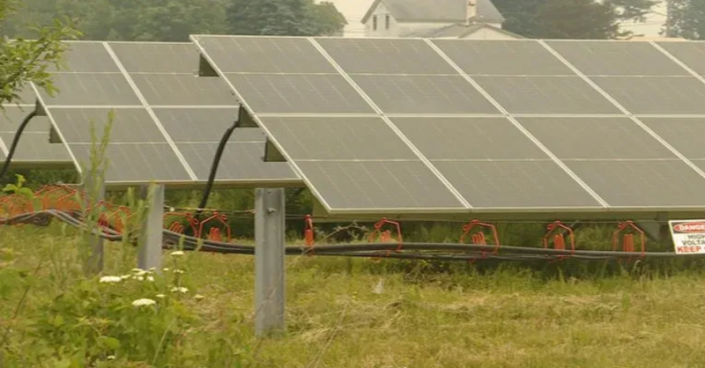 A new solar-powered energy storage plant that recently opened in Cicero is the first of its kind in the country.