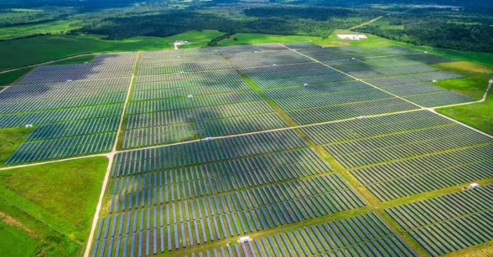 TX leads the nation in clean & renewable energy production due to its geography, federal energy subsidies, deregulated energy market, and state-run energy grid.