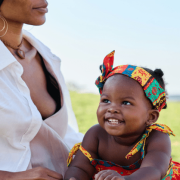 LONGi has collaborated with the project Vita to donate a solar-powered freshwater system to a maternity clinic in Linga Linga, Mozambique.