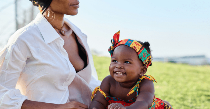 LONGi has collaborated with the project Vita to donate a solar-powered freshwater system to a maternity clinic in Linga Linga, Mozambique.