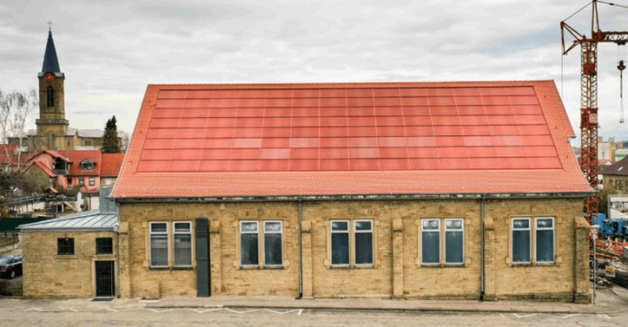 A study finds that color-matching solar modules on roofs or facades boost social acceptance of building-integrated photovoltaics (BIPV).